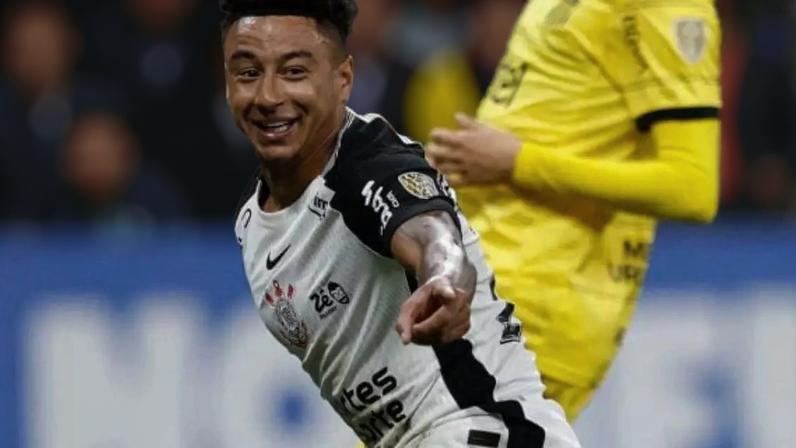 Lingard marcou pela segunda vez com a camisa do Corinthians –