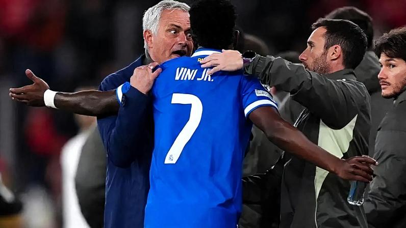 José Mourinho é o nome favorito do presidente do Real Madrid para a próxima temporada –