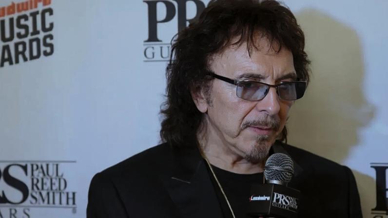 Tony Iommi no Loudwire Awards