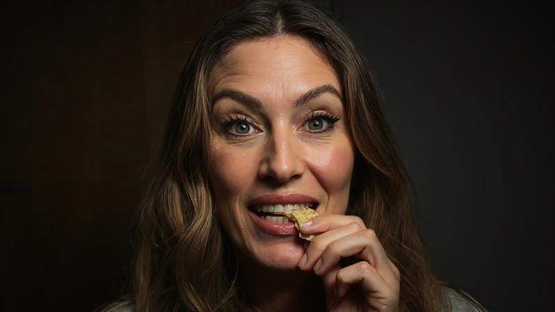 Gisele Bündchen ensina um pão de banana de liquidificador ótimo para quem deseja emagrecer: receita não leva açúcar e não tem glúten.