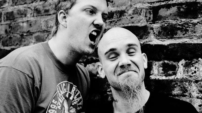 QOTSA e Nick Oliveri se reúnem após 12 anos