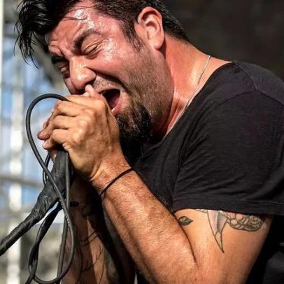 Chino Moreno compõe música após desentendimento com o Deftones