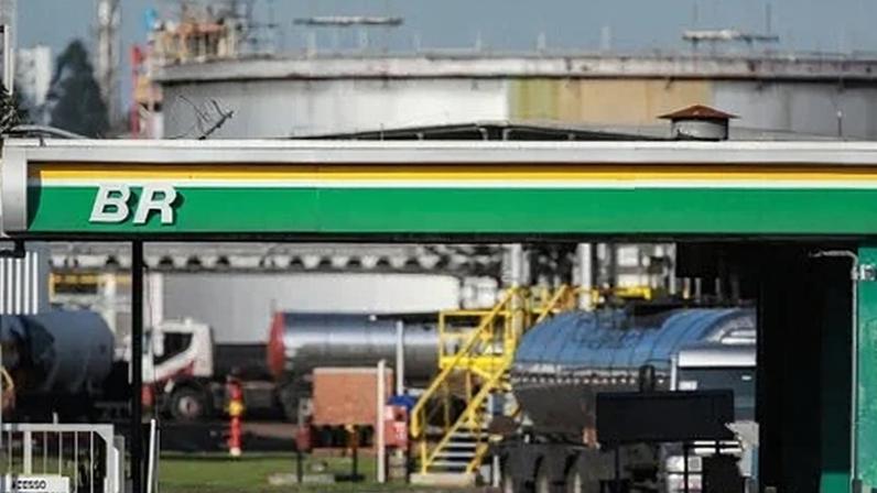 Posto de gasolina da BR Distribuidora (02.mai.2019)
