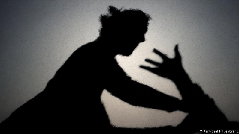 Violência contra as mulheres aumentou na Alemanha, de acordo com as últimas estatísticas