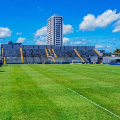Mulher denuncia agressão em arquibancada durante jogo entre Remo e Cruzeiro