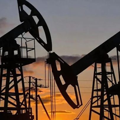 Petróleo supera US$ 100 e impasse EUA-Irã pressiona mercados