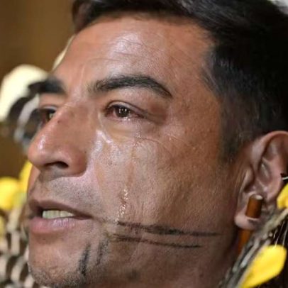 Cacique emociona ao revelar elenco histórico de clube no Carioca