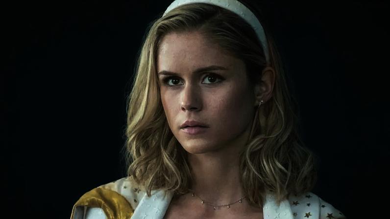 Erin Moriarty como Starlight