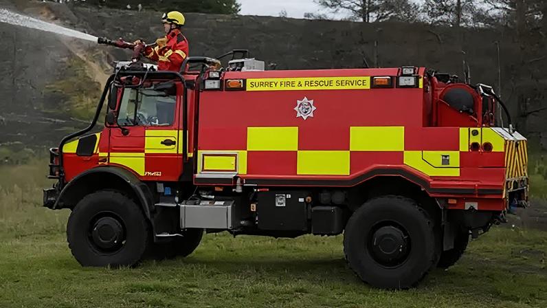 Incêndio afeta acres de charnecas