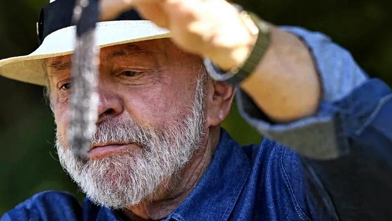 Lula viajou ontem (23) para São Paulo, onde fará os procedimentos. A expectativa é que ele volte a Brasília no final de semana, ou fique na capital até segunda, quando pode ter compromissos oficiais - (crédito: Carlos Vieira CB/DA Press)
