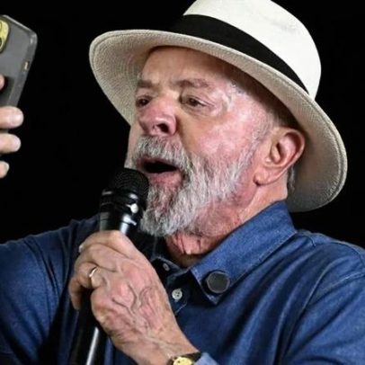 Lula viaja a São Paulo para cirurgia na cabeça