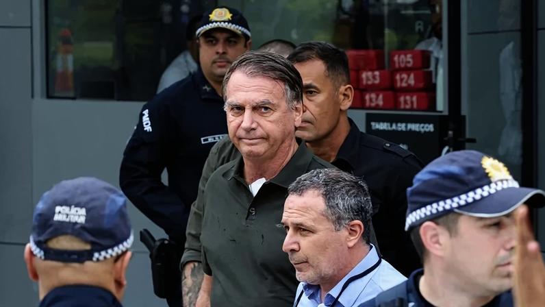 O ex-presidente está em prisão domiciliar temporária desde o final de março, após o STF conceder o benefício para que ele possa se recuperar de um quadro de broncopneumonia - (crédito: Fabio Rodrigues-Pozzebom/ Agência Brasil)