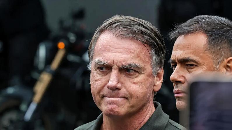 A defesa de Jair Bolsonaro alegou que o ruído chegou a causar um desconforto de forma extrapolante, podendo afetar a saúde e a integridade física do ex-mandatário. - (crédito: Fabio Rodrigues-Pozzebom/Agência Brasil)