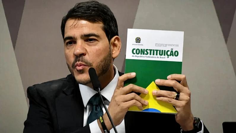 Jorge Messias durante sabatina na CCJ do Senado como indicado ao STF - (crédito: ED ALVES/CB/D.A.Press)