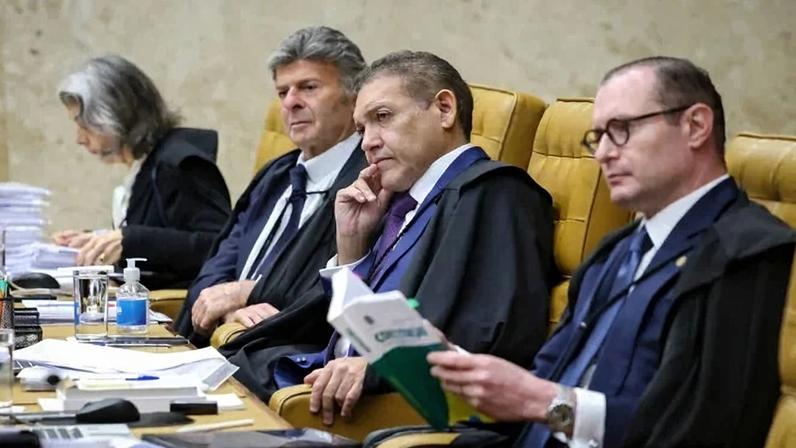 Decisão foi confirmada nesta quinta-feira (23/4), com voto de Nunes Marques acompanhando o relator André Mendonça, que fixou o parâmetro em R$ 600 - (crédito: Gustavo Moreno / STF)