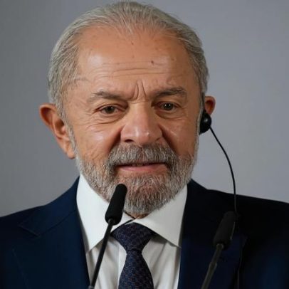 Lula chega à Alemanha para fechar acordos comerciais