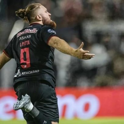 Bragantino vence Remo com hat-trick de Pitta