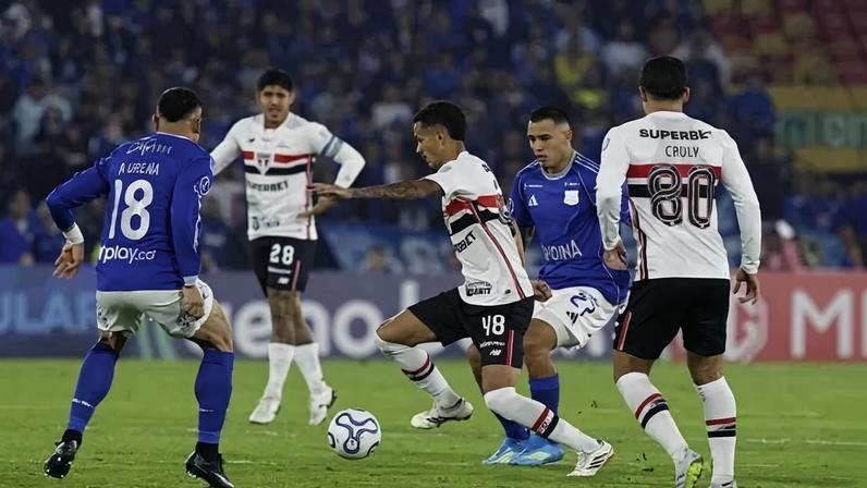 Empate na Colômbia pode ser considerado positivo para o São Paulo na Sul-Americana - (crédito: Rubens Chiri/São Paulo FC)