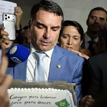 Políticos do DF parabenizam Flávio Bolsonaro