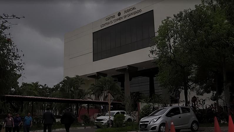Exterior do Centro Judicial Integrado de Soyapango, em El Salvador