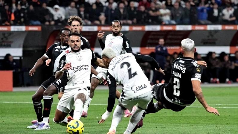 Corinthians e Vasco se enfrentam em partida válida pela Copa do Brasil 2025 - (crédito: PETER LEONE/ ESTADÃO CONTEÚDO)