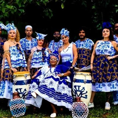 Projeto oferece aulas gratuitas de dança, canto e tambores do afoxé
