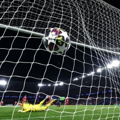 PSG vence Bayern 5-4 e iguala recorde de gols em semifinal da Champions