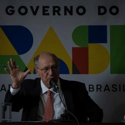 Brasil busca acordo com EUA para reduzir tarifas de aço e automóveis