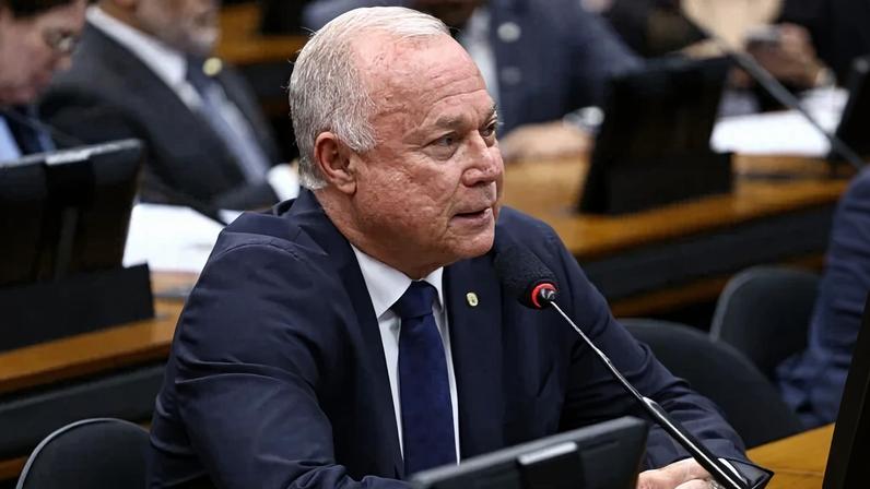 Para ser aprovada na CCJ, a proposta precisa de maioria simples, desde que haja quórum mínimo de 34 deputados. A expectativa é de que, superada essa etapa, o texto siga para uma comissão especial. - (crédito: Vini Loures/Câmara)