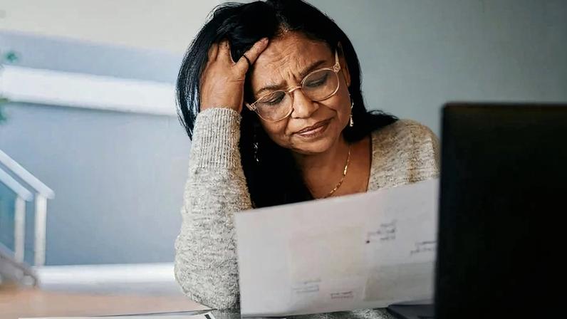 'Que este final do mês de abril eu consiga pagar a conta toda no mercado, ou pelo menos consiga pagar uma parte da minha conta que eu estou devendo', pede em oração uma mãe cearense a Santa Edwiges, padroeira dos pobres e endividados