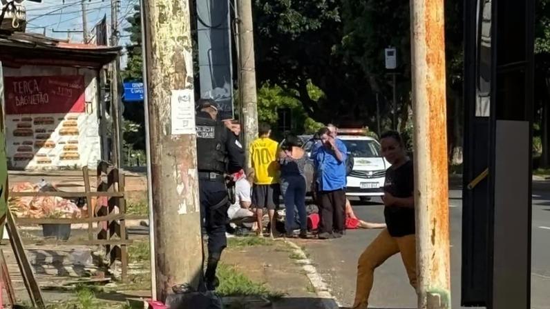 O homem colidiu com a lateral do ônibus - (crédito: Material cedido ao Correio)