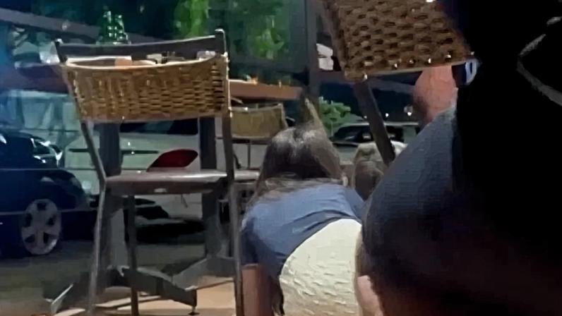 A perícia da Polícia Civil recolheu 13 cápsulas de calibre 9 mm no local e ainda não informou quantos disparos atingiram as vítimas - (crédito: Redes Sociais/Reprodução)