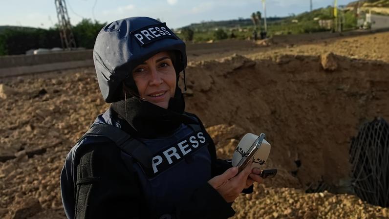 Amal Khalil era correspondente do jornal local Al Akhbar. Outra repórter foi encontrada em estado grave nos escombros - (crédito: Mohammed Zaatari / AP)