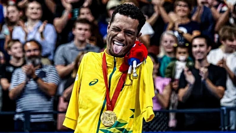 O nadador Gabriel Araújo, o Gabrielzinho, venceu nesta segunda (20/4) o prêmio de Melhor Atleta com Deficiência no 26º Laureus, em Madri. - (crédito: Wander Roberto/CPB)