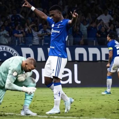Cruzeiro vence Grêmio em BH e sai da zona de rebaixamento