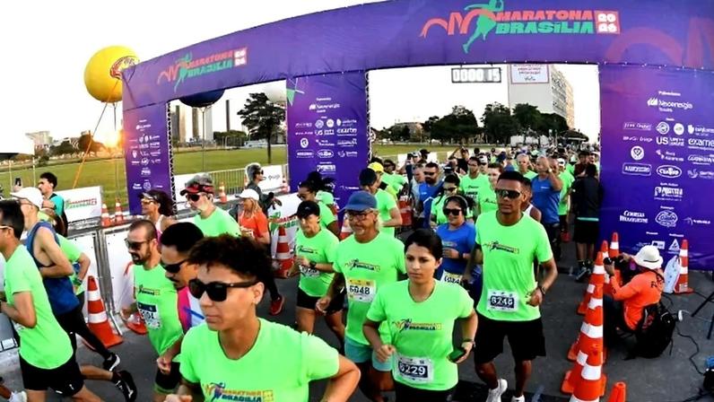 Maratona Brasília atrai corredores de todo Brasil - (crédito: Ed Alves CB/DA Press)