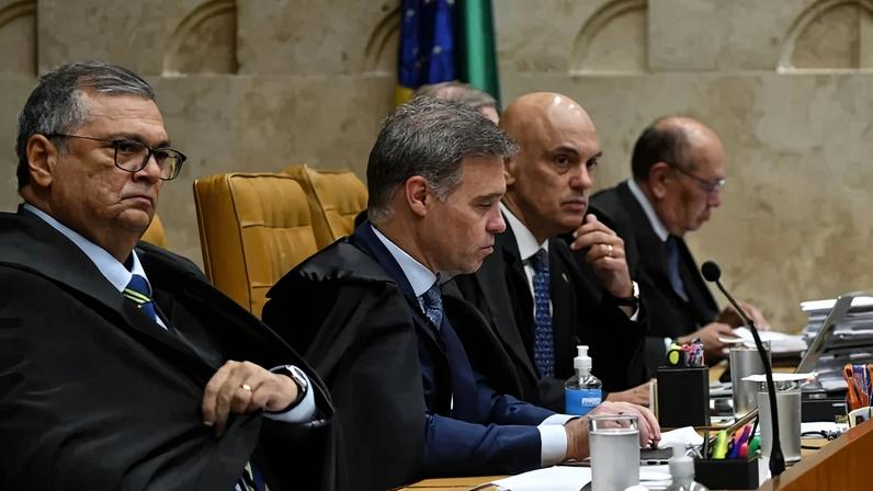 Sessão do Plenário do STF: Flávio Dino, André Mendonça e Alexandre de Moraes - (crédito: Ed Alves CB/DA Press)