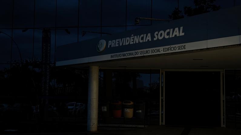 Ação ocorreu simultaneamente em diversas unidades do país, com participação de servidores administrativos e peritos médicos - (crédito: Agência Senado )