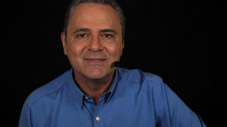 Narrador esportivo terá sua voz utilizada em Jogada de Risco, série de Cauã Reymond, que estreará na plataforma de streaming - (crédito: Observatorio dos Famosos)