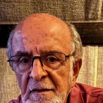 Escritor José Fonseca Filho lança livro de crônicas com olhar afiado