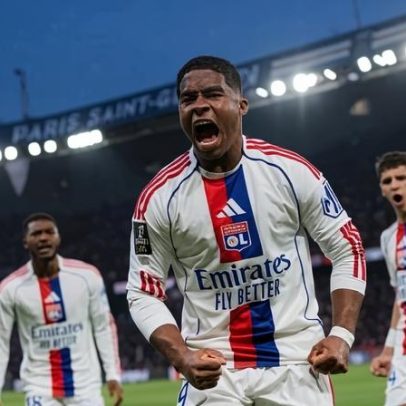 Endrick brilha e Lyon vence PSG em Paris