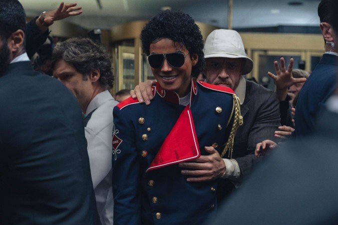 Michael Jackson em filme polêmico, justamente por evitar polêmica