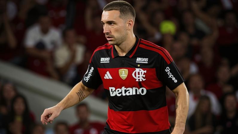 Léo Ortiz fala sobre Oscar Schmidt, ídolo do Flamengo - (crédito: Foto: Adriano Fontes/Flamengo)