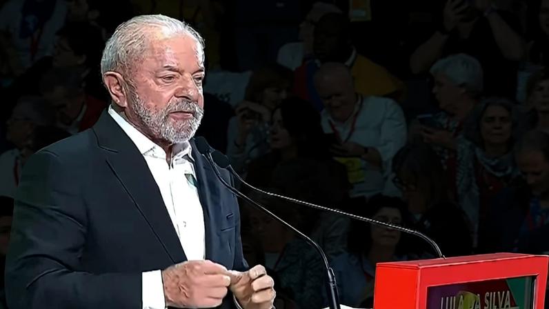 Lula também destacou que a ONU não pode ficar "silenciosa" ao ver o que está acontecendo no mundo. "O Trump invade o Irã e aumenta o feijão no Brasil, o milho no México, a gasolina em outro país. É o pobre que vai pagar a irresponsabilidade de guerras que ninguém quer" - (crédito: Reprodução/Youtube LulaOficial)
