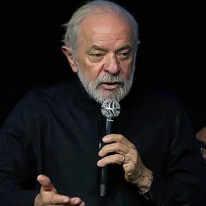Lula afirma que é mais caro manter presidiários do que investir em educação