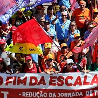 Ato do Dia do Trabalhador mobiliza país pelo fim da escala 6x1