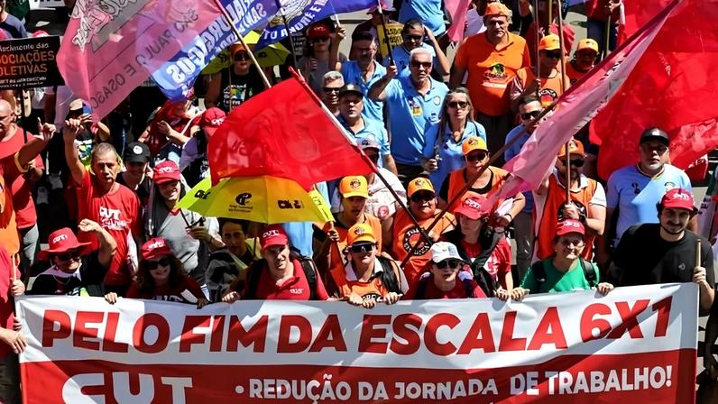 Atos pelo Dia do Trabalhador devem ocorrer em pelo menos 16 estados do país - (crédito: Fotográfo/Agência Brasil)