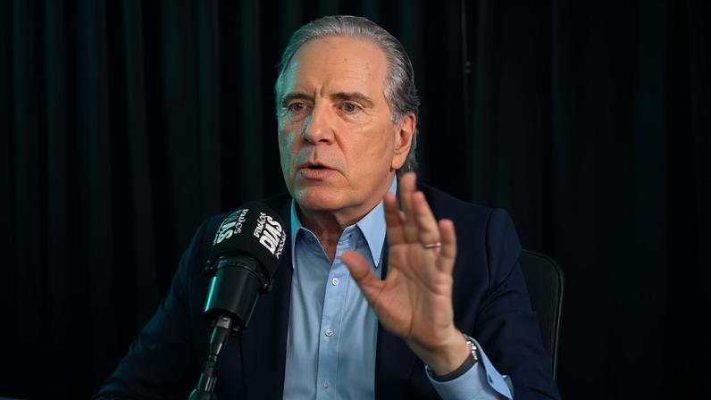 "Hoje eu não gostaria de ter o presidente Bolsonaro de volta, pisou muito na bola. Acabou entregando de volta o governo à esquerda brasileira, com a incompetência dele, na minha opinião"