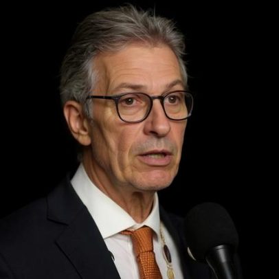 Zema descarta ser vice de Flávio e mantém candidatura ao Planalto