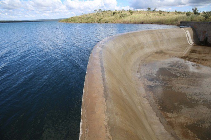 Barragem de Santa Maria volta a transbordar após 4 anos - (crédito: Marco Antonio Peixoto / Caesb)